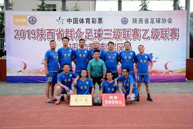 新赛季首位教练被解职，佛罗伦萨三连败引发危机